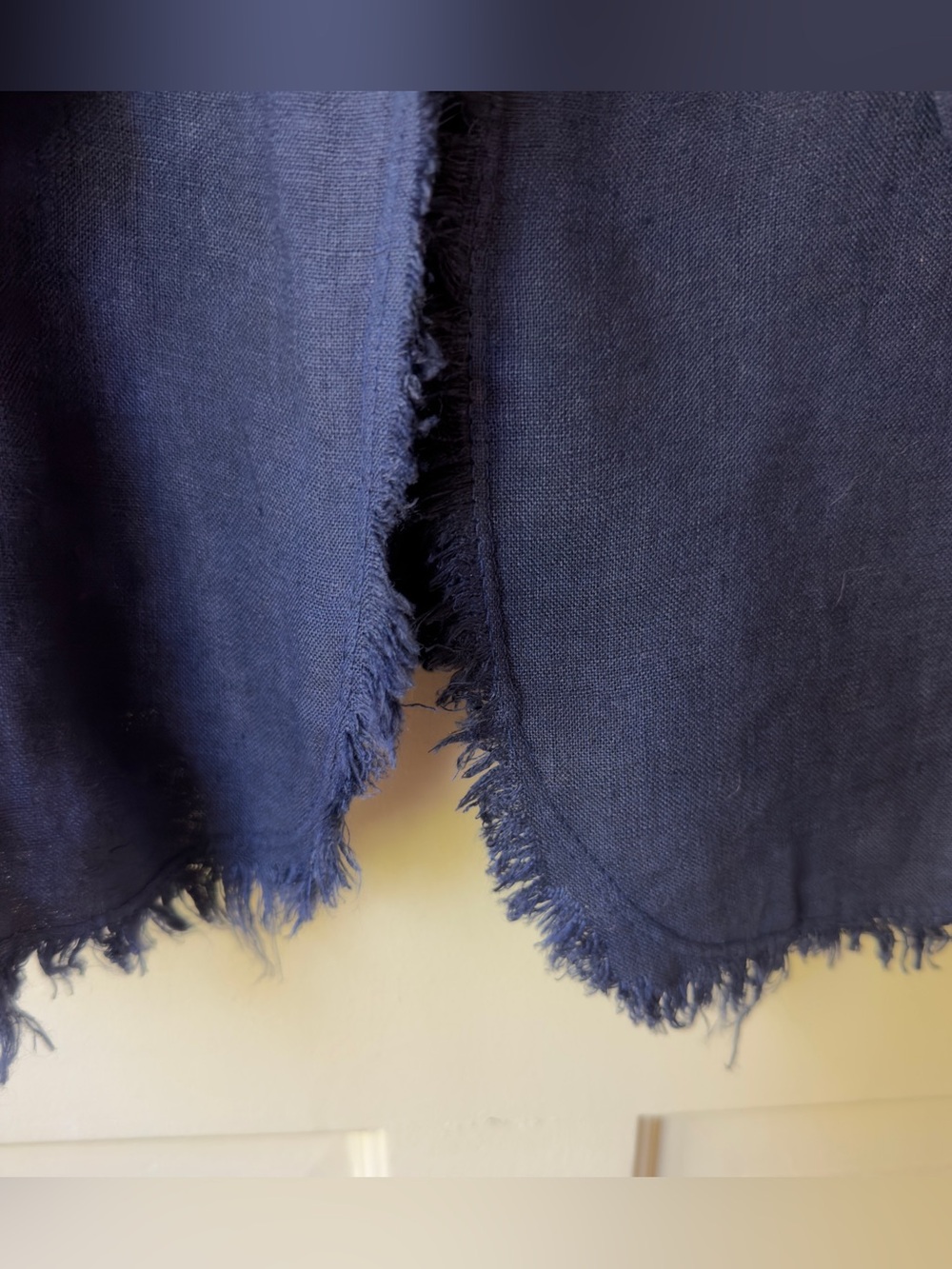 Tempo Paris Navy Frayed-Edge Single Button Blazer, 100% Linen - Picture 4 of 8